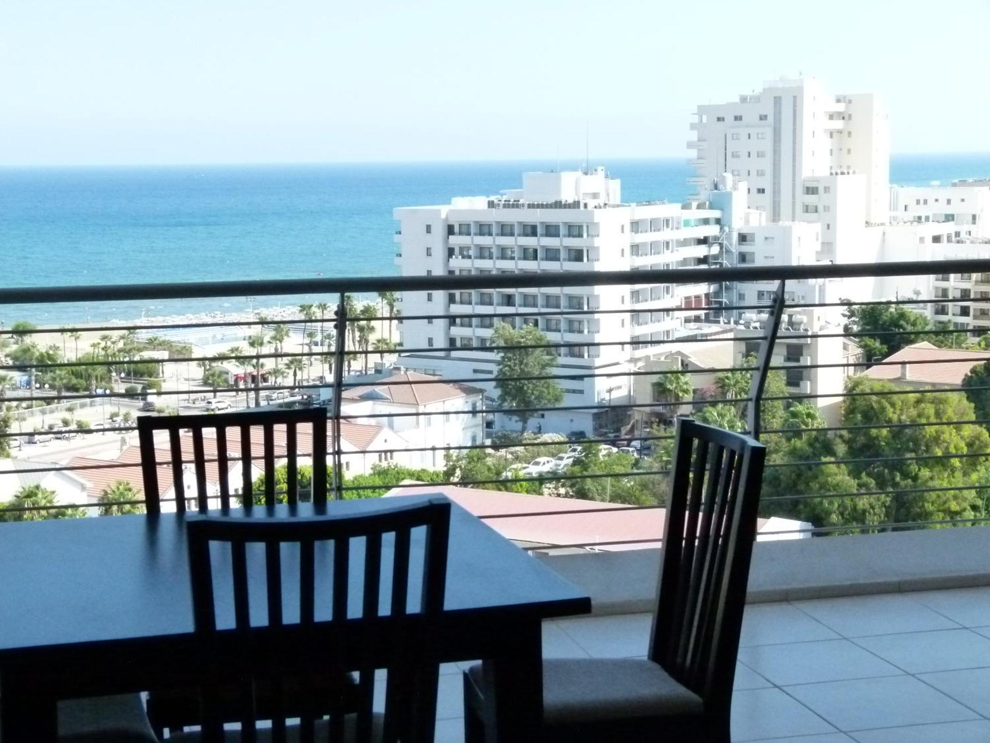 Aphrodite Heights Larnaca Exteriör bild